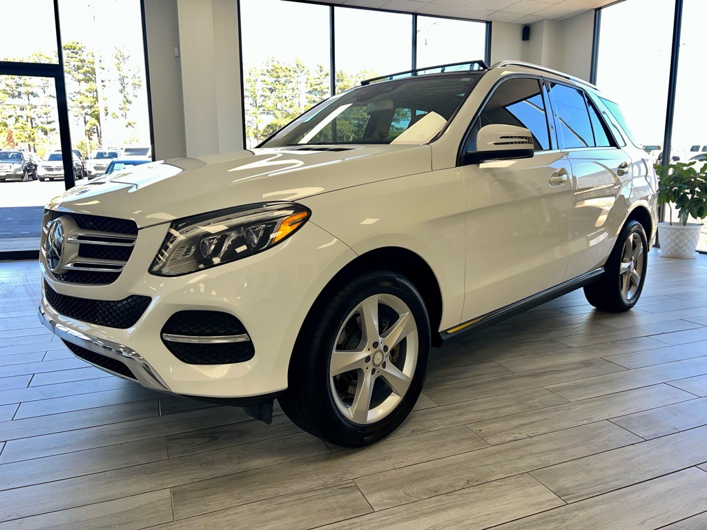 2016 Mercedes-Benz GLE-Class Image 3