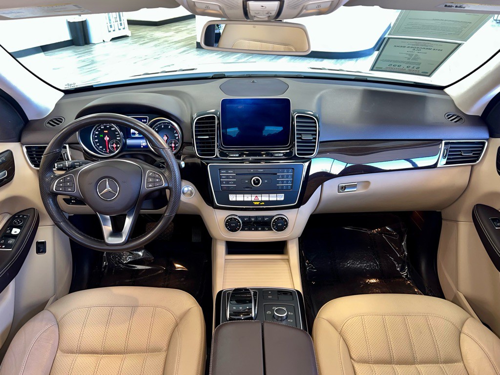2016 Mercedes-Benz GLE-Class Image 10