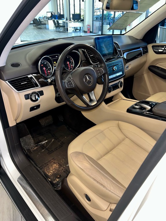 2016 Mercedes-Benz GLE-Class Image 13
