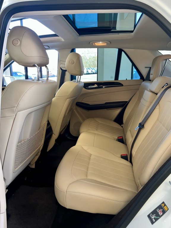 2016 Mercedes-Benz GLE-Class Image 17