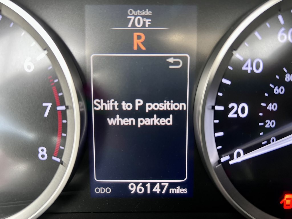 2015 Lexus IS Image 19