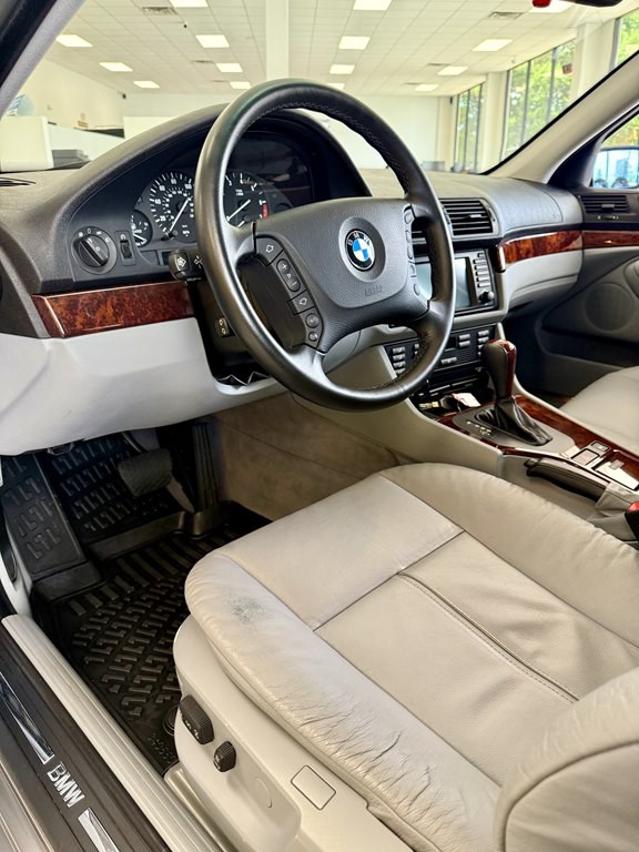 2002 BMW 5 Series Image 13