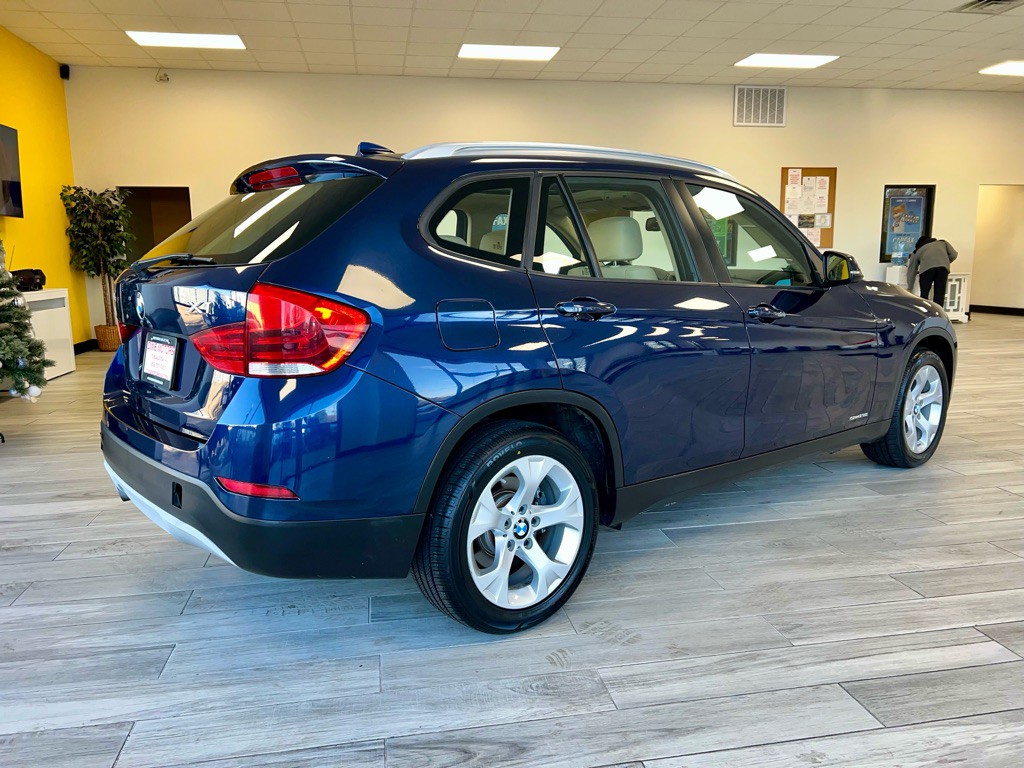 2013 BMW X1 Image 6