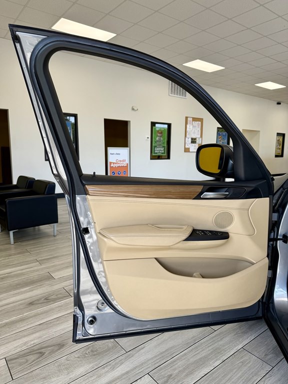 2011 BMW X3 Image 15