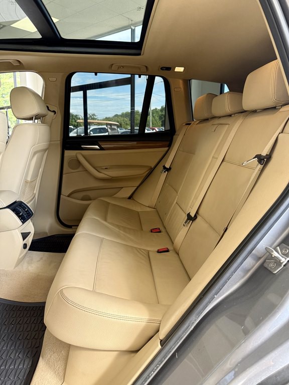 2011 BMW X3 Image 17