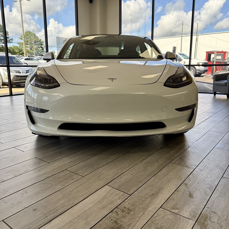 2022 Tesla Model 3 Image 2