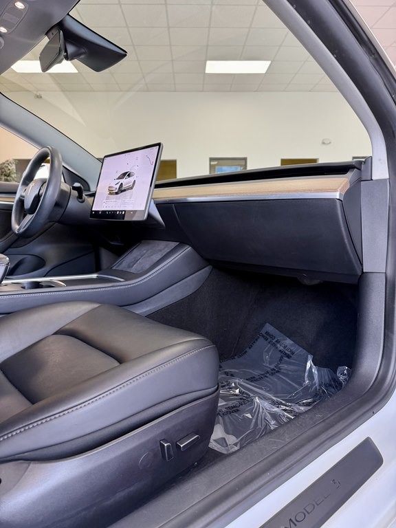 2022 Tesla Model 3 Image 12