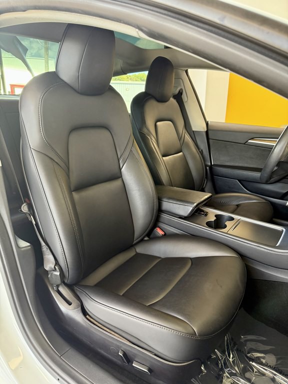 2022 Tesla Model 3 Image 16