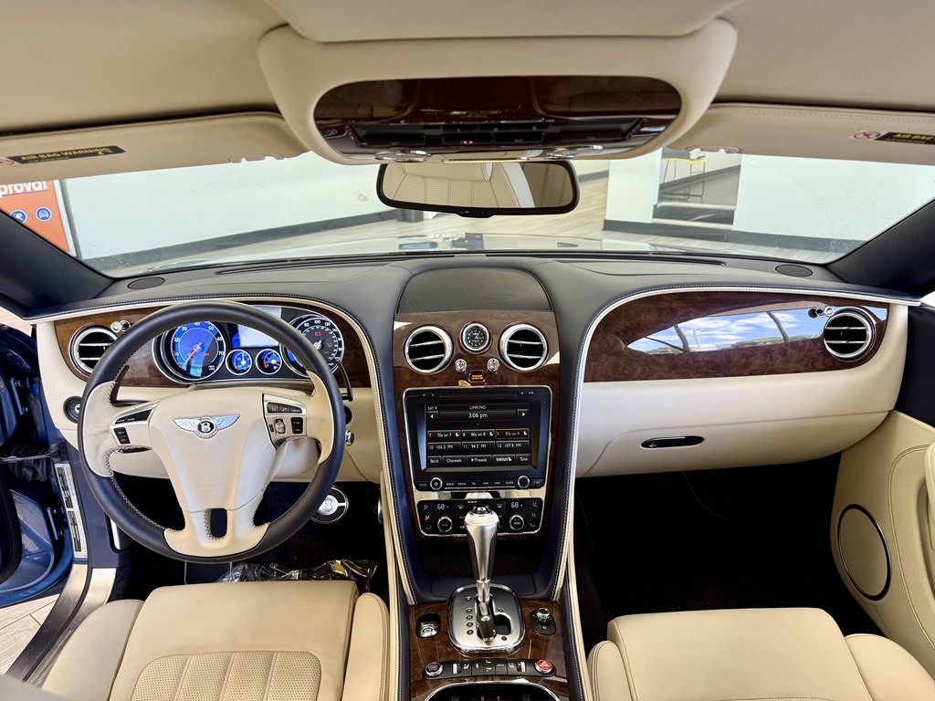 2012 Bentley Continental Image 10