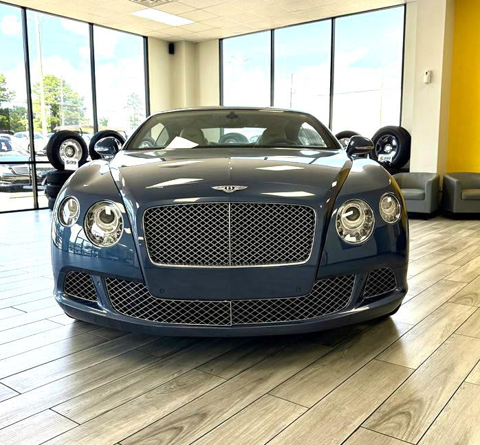 2012 Bentley Continental Image 2