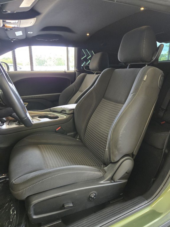 2019 Dodge Challenger Image 13