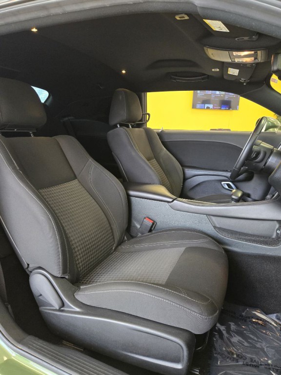 2019 Dodge Challenger Image 16