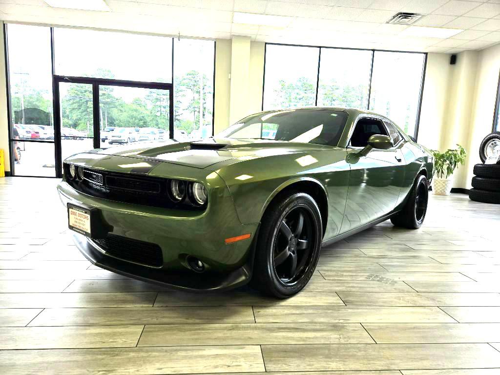 2019 Dodge Challenger Image 3