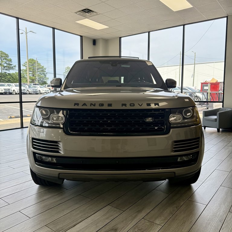 2017 Land Rover Range Rover Image 2