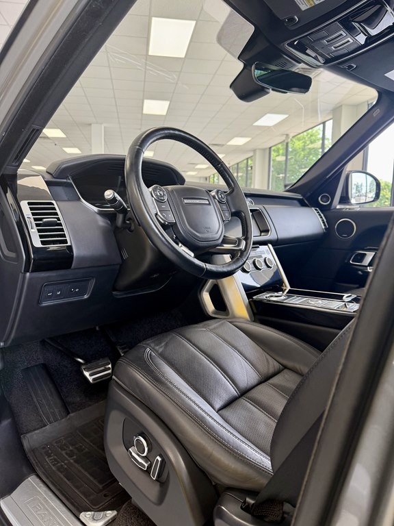 2017 Land Rover Range Rover Image 13