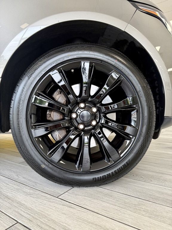 2017 Land Rover Range Rover Image 19