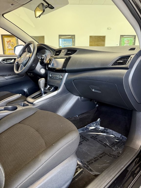 2019 Nissan Sentra Image 12