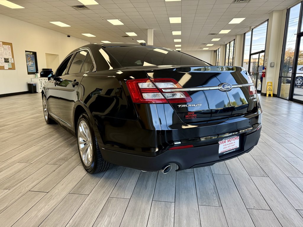 2015 Ford Taurus Image 7