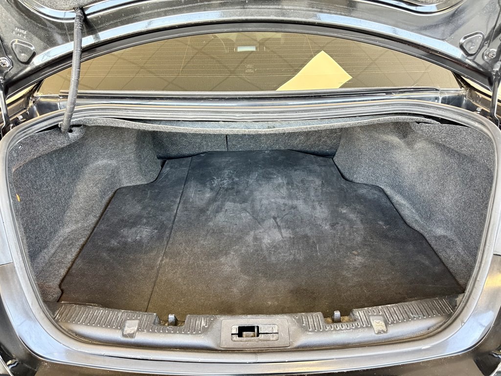 2015 Ford Taurus Image 9