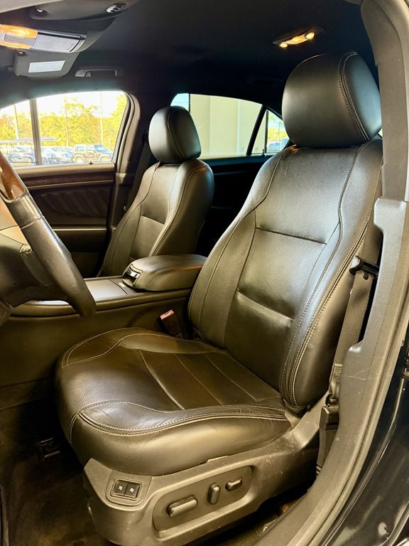 2015 Ford Taurus Image 14