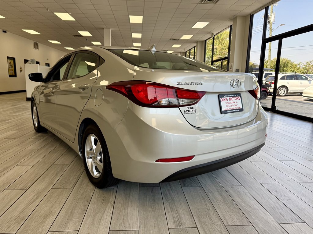 2015 Hyundai Elantra Image 7