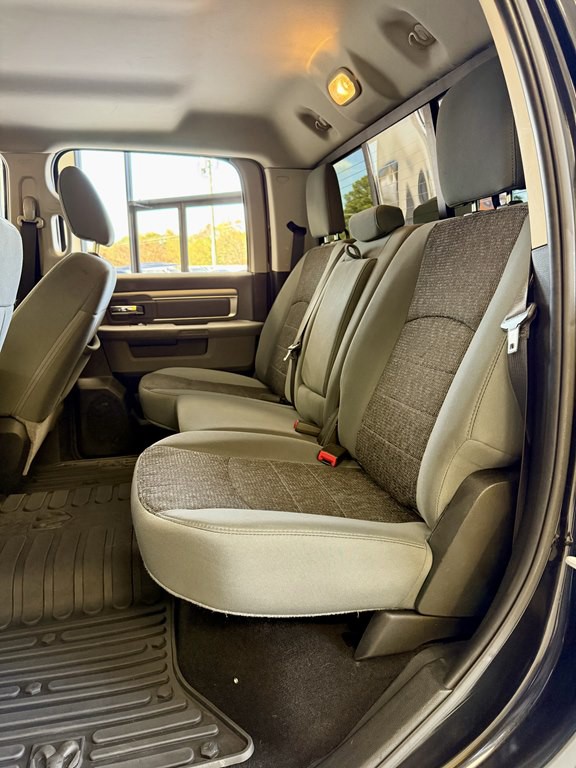 2018 RAM 1500 Image 17