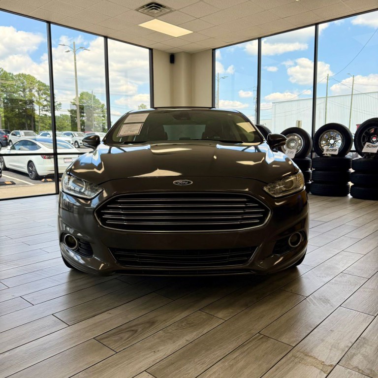 2016 Ford Fusion Image 2