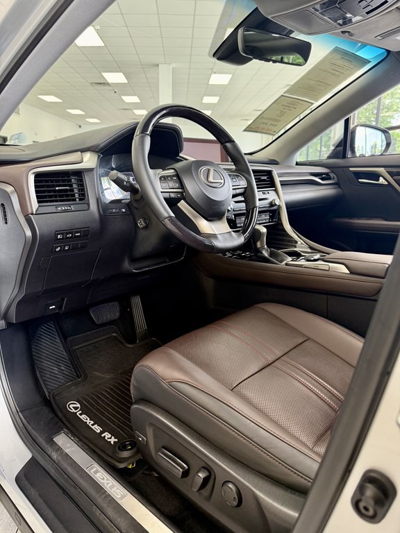 2017 Lexus RX Image 13