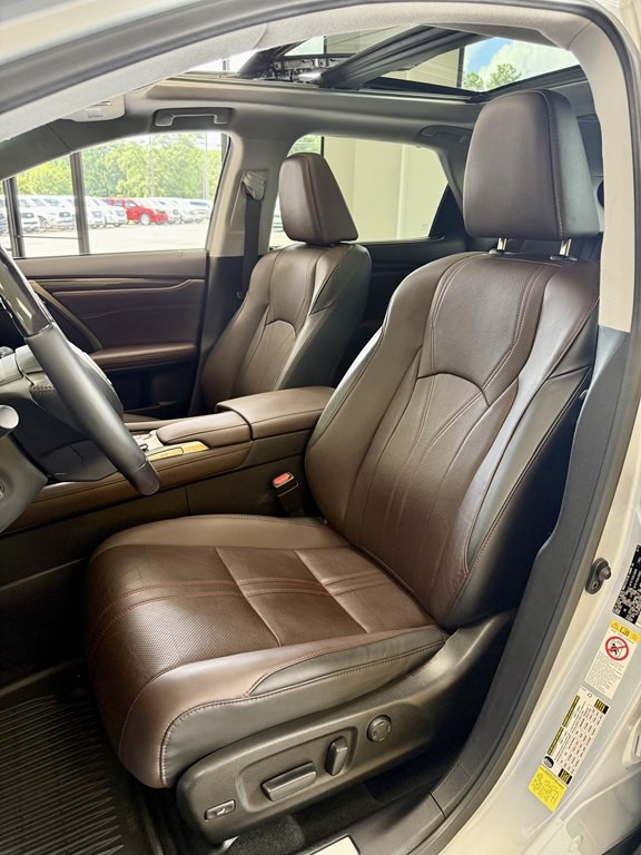 2017 Lexus RX Image 14