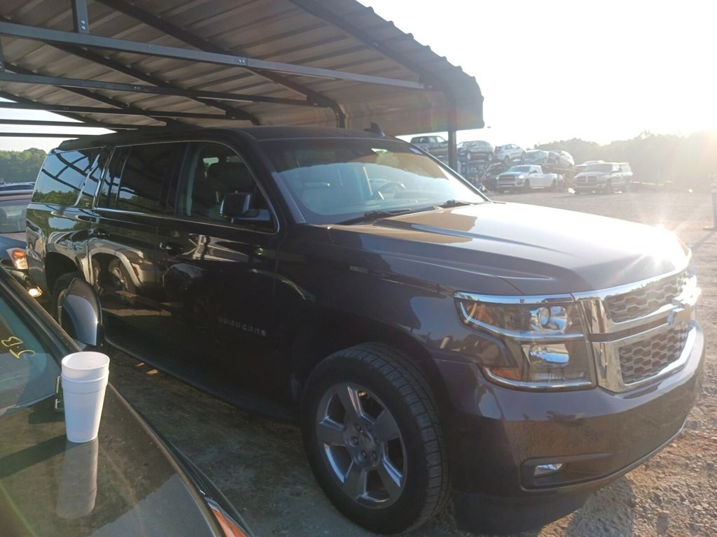 2018 Chevrolet Suburban Image 1