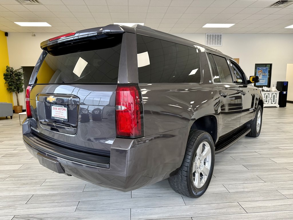 2018 Chevrolet Suburban Image 6