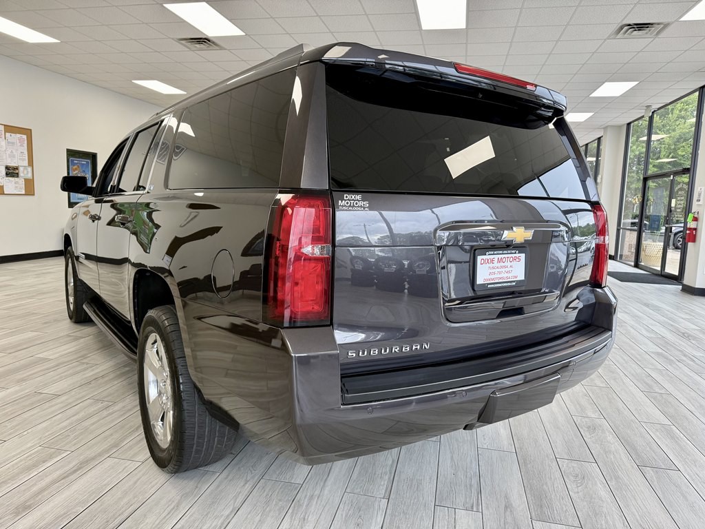 2018 Chevrolet Suburban Image 7