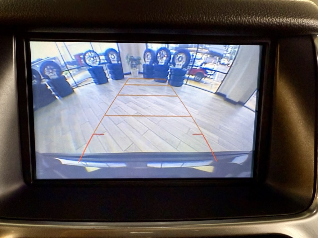 2018 Chevrolet Suburban Image 11