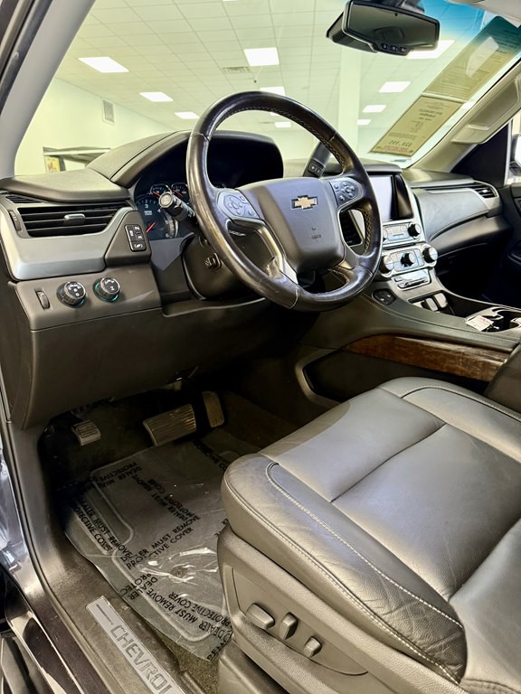 2018 Chevrolet Suburban Image 13