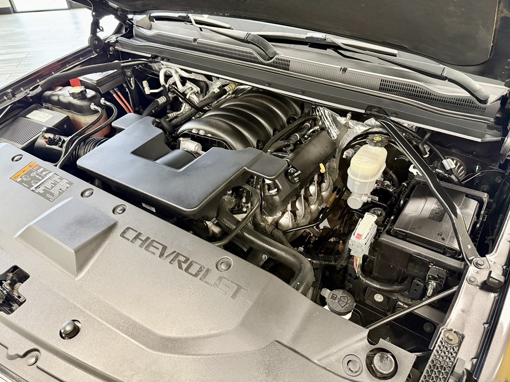 2018 Chevrolet Suburban Image 19