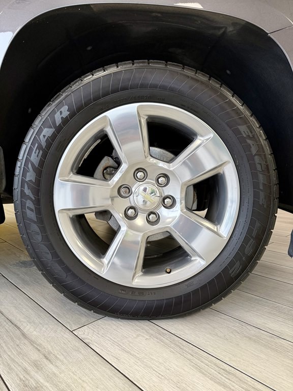 2018 Chevrolet Suburban Image 20