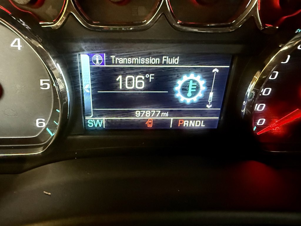 2018 Chevrolet Suburban Image 21