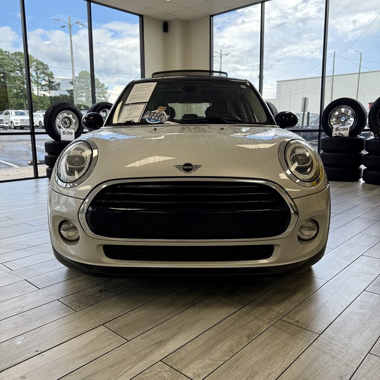 2019 MINI Cooper Image 2