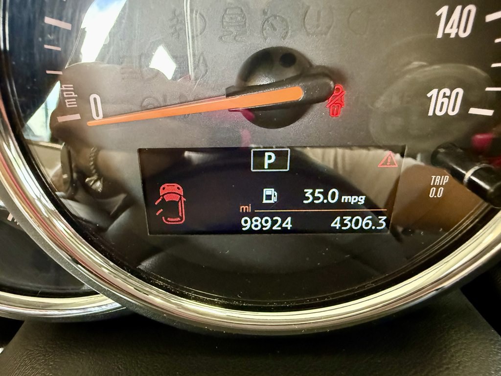 2019 MINI Cooper Image 20