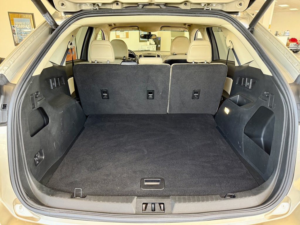 2018 Ford Edge Image 9