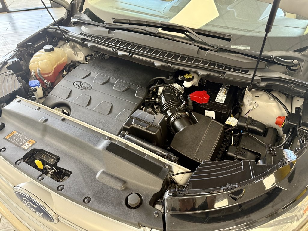 2018 Ford Edge Image 18
