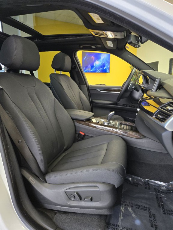2018 BMW X5 Image 16