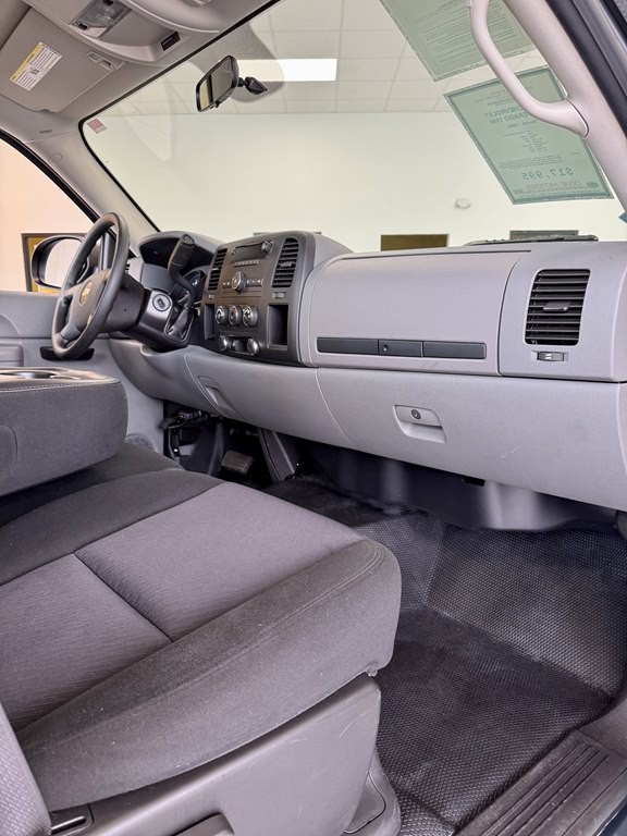2010 Chevrolet Silverado 1500 Image 11