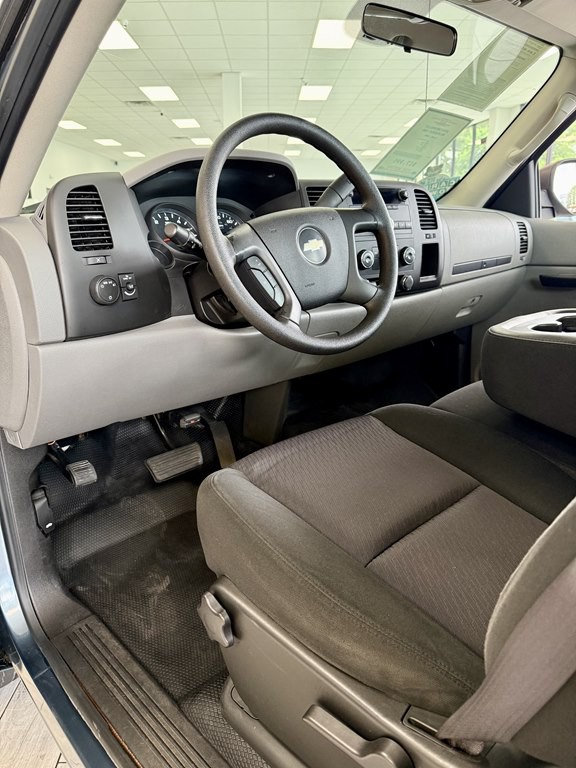 2010 Chevrolet Silverado 1500 Image 12