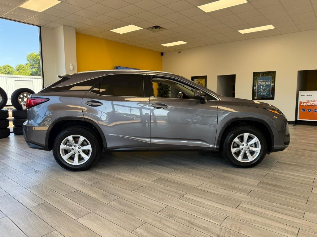 2017 Lexus RX Image 4