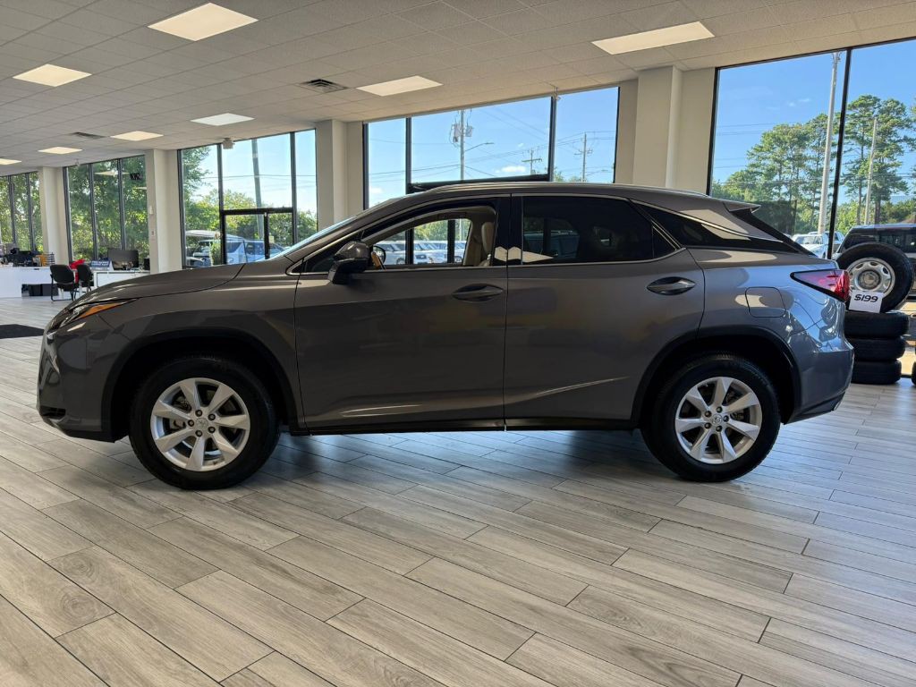 2017 Lexus RX Image 5