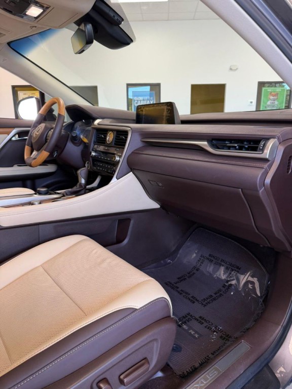 2017 Lexus RX Image 15