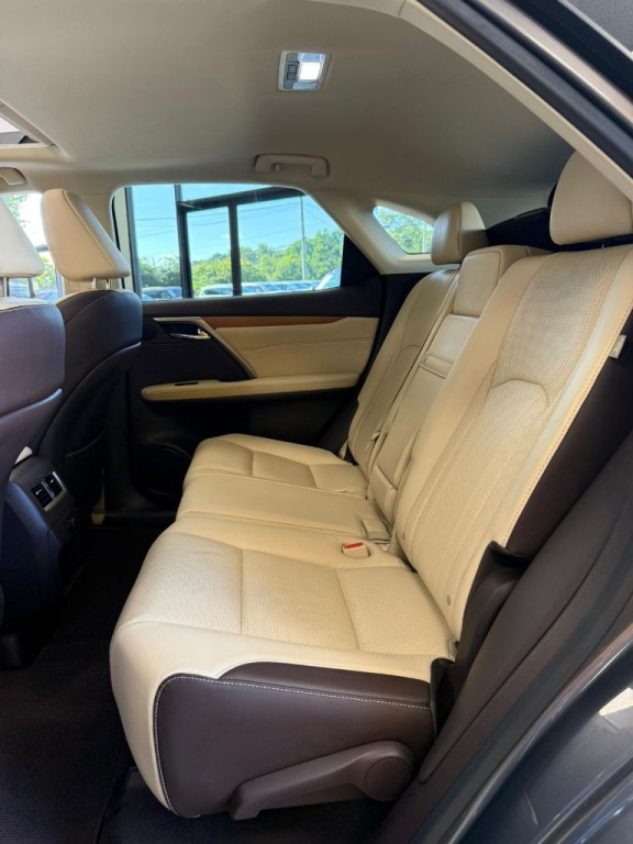 2017 Lexus RX Image 17