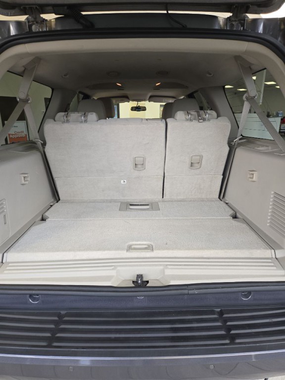 2012 Ford Expedition Image 9