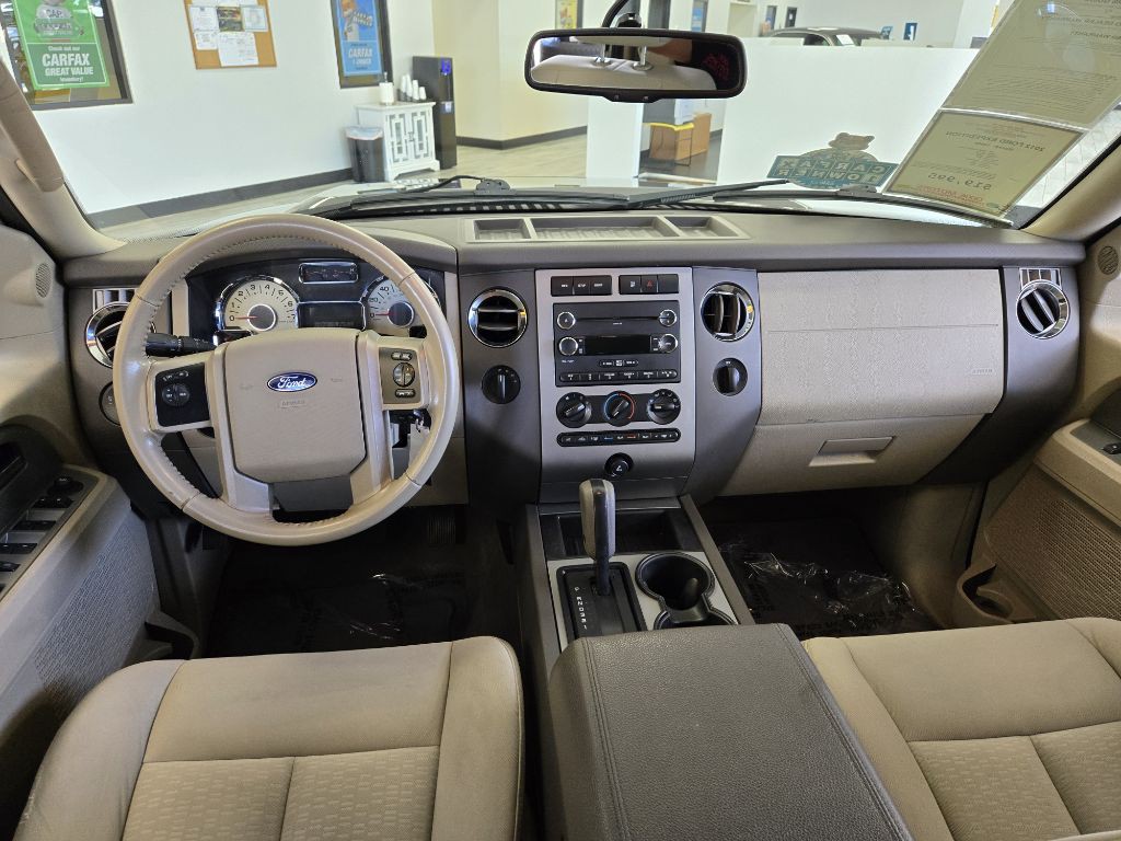 2012 Ford Expedition Image 10